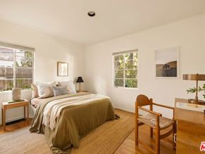 9032 Phyllis Avenue, West Hollywood CA 90069