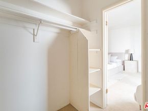 2219 S Bentley Avenue 203, Los Angeles CA 90064