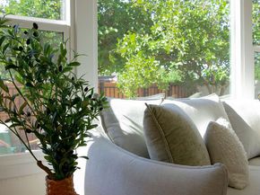 2046 1/2 S Burnside Avenue, Los Angeles CA 90016