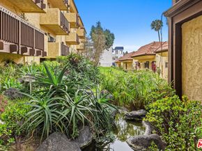 5950 Buckingham 305, Culver City CA 90230
