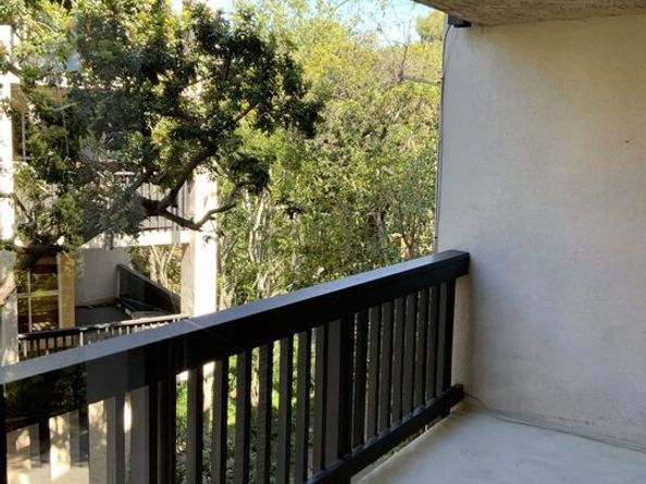 4207 Raintree Circle, Culver City CA 90230