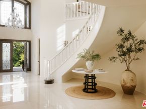 1202 San Vicente Boulevard, Santa Monica CA 90402