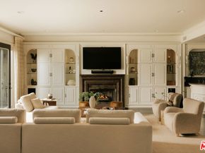 1202 San Vicente Boulevard, Santa Monica CA 90402