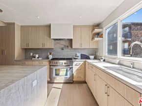 18 Voyage Street, Marina Del Rey CA 90292