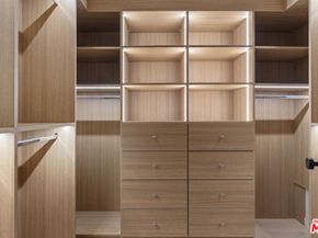 18 Voyage Street, Marina Del Rey CA 90292