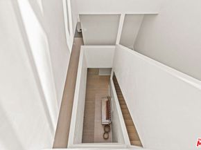 18 Voyage Street, Marina Del Rey CA 90292