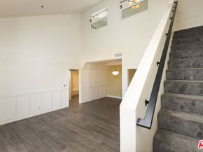 13801 Oxnard Street 206, Van Nuys CA 91401