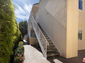 13801 Oxnard Street 206, Van Nuys CA 91401