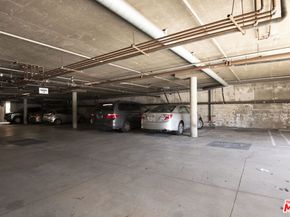 13801 Oxnard Street 206, Van Nuys CA 91401