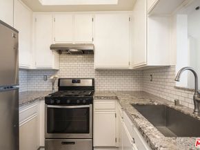 13801 Oxnard Street 206, Van Nuys CA 91401