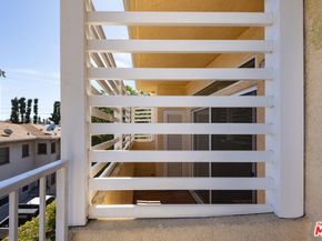 13801 Oxnard Street 206, Van Nuys CA 91401