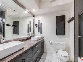 10629 Woodbridge Street 102, Toluca Lake CA 91602