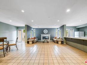 10629 Woodbridge Street 102, Toluca Lake CA 91602