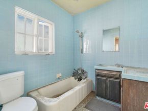 3289 Country Club Drive, Los Angeles CA 90019