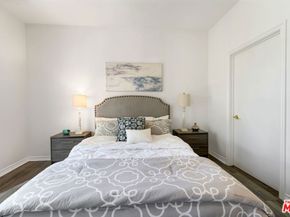 1278 S Camden Drive 202, Los Angeles CA 90035