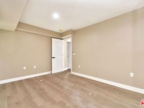 3568 S Budlong Avenue, Los Angeles CA 90007