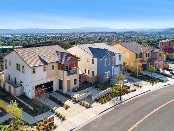 21138 Poema Place, Chatsworth CA 91311