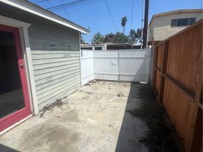 652 Navy Street, Santa Monica CA 90405