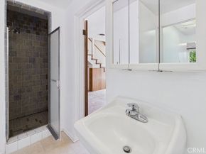 1633 Loma Crest Street, Glendale CA 91205