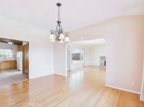 1633 Loma Crest Street, Glendale CA 91205