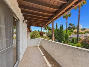 1633 Loma Crest Street, Glendale CA 91205