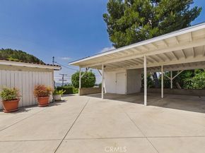 1633 Loma Crest Street, Glendale CA 91205