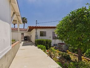 1633 Loma Crest Street, Glendale CA 91205