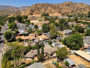 10852 Longford Street, Sylmar CA 91342