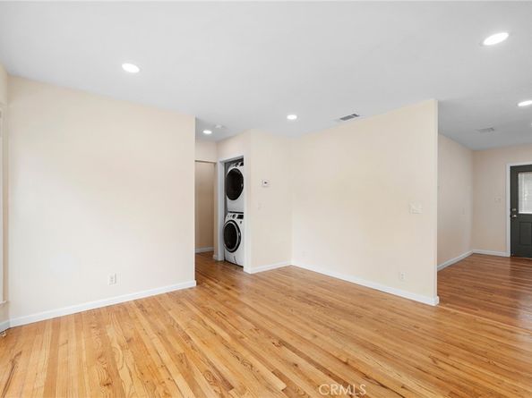 6413 Jamieson Avenue, Reseda CA 91335