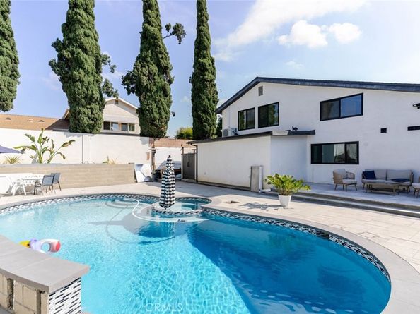 10861 Lindley Avenue, Granada Hills CA 91344