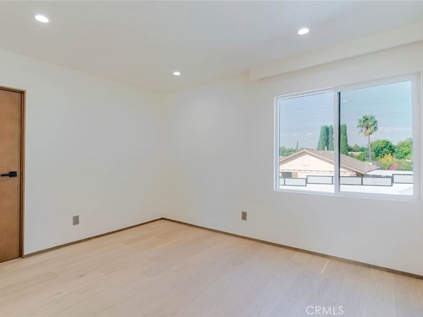 10861 Lindley Avenue, Granada Hills CA 91344