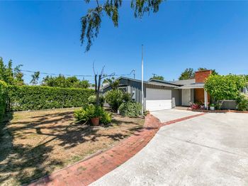 14719 Wyandotte Street