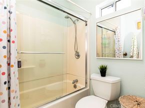 11020 Scoville Avenue, Sunland CA 91040