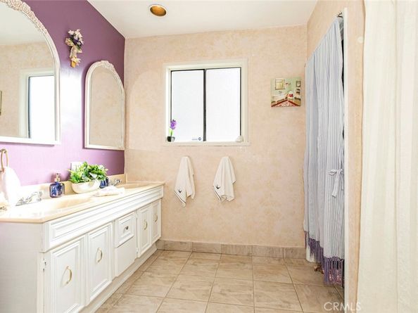 11020 Scoville Avenue, Sunland CA 91040