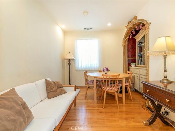 11020 Scoville Avenue, Sunland CA 91040