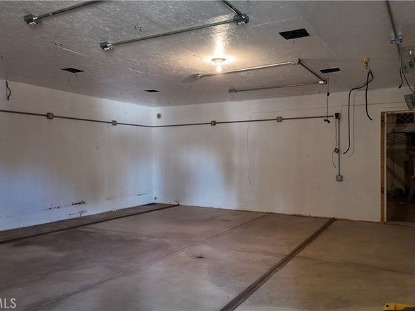 11320 Osborne, Sylmar CA 91342