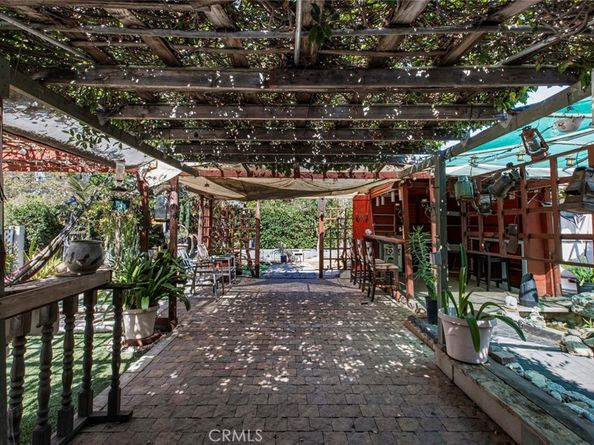 383 S Avenue 52, Highland Park CA 90042