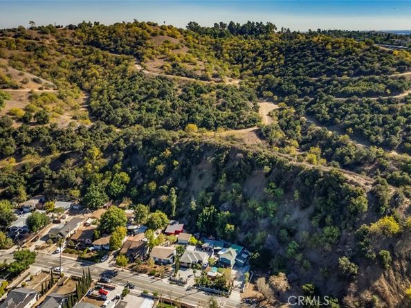 383 S Avenue 52, Highland Park CA 90042