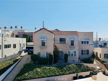 2116 S Palm Grove Ave