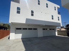1731 1731 E 69th, Los Angeles CA 90001