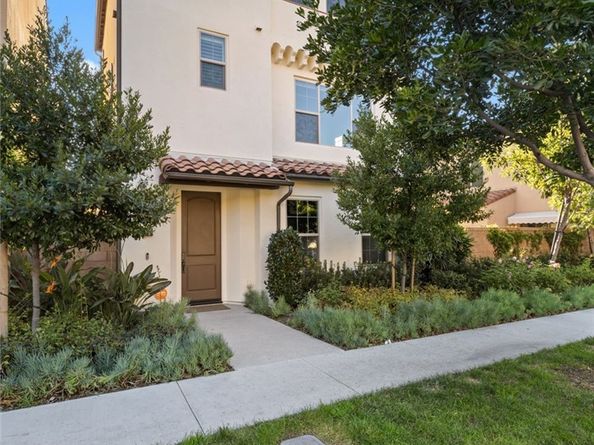 214 Elkhorn, Irvine CA 92618