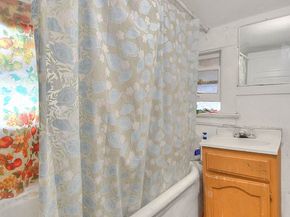 148 S Avenue 53, Los Angeles CA 90042