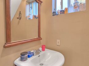 148 S Avenue 53, Los Angeles CA 90042