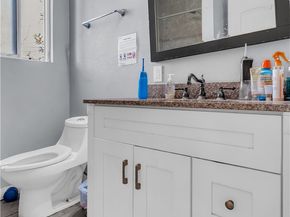 152 N Benton, Los Angeles CA 90026