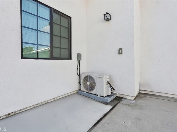 1513 W 215th Street, Torrance CA 90501