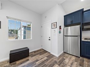 1513 W 215th Street, Torrance CA 90501