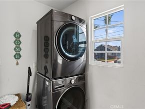 1513 W 215th Street, Torrance CA 90501