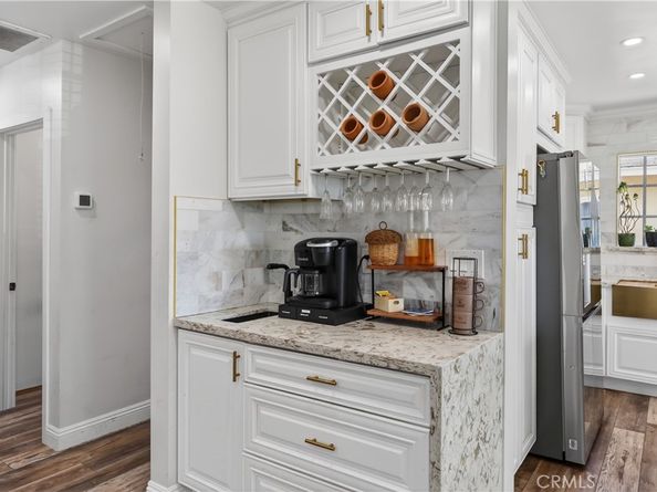 1513 W 215th Street, Torrance CA 90501