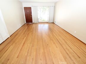 1633 East 1st Street 4, Long Beach CA 90802