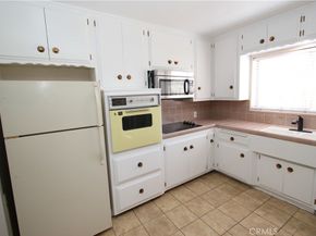 1633 East 1st Street 4, Long Beach CA 90802